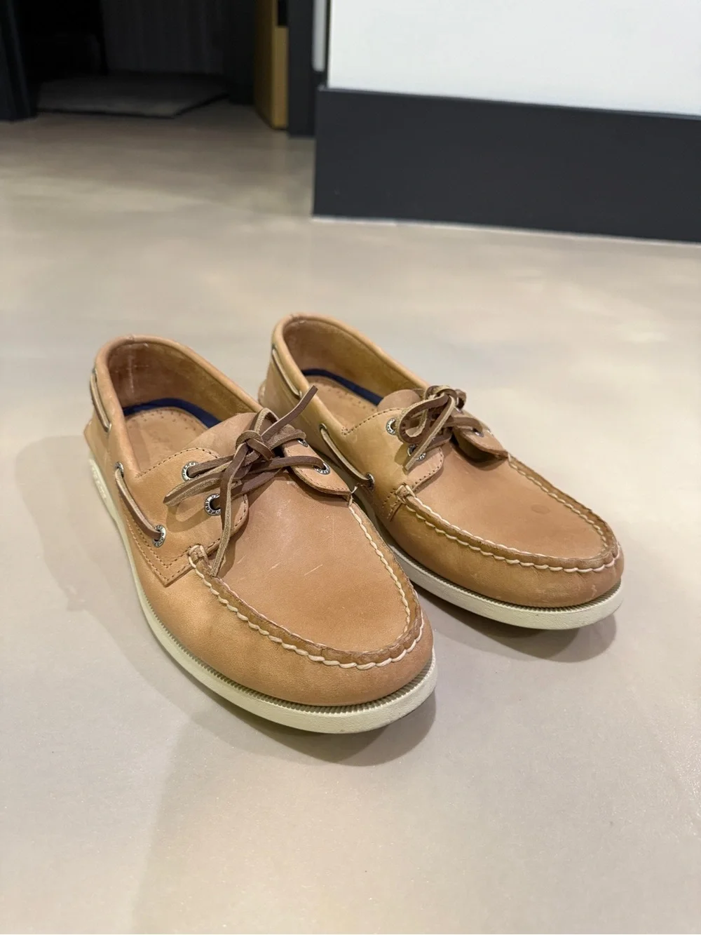 Sperry top gently